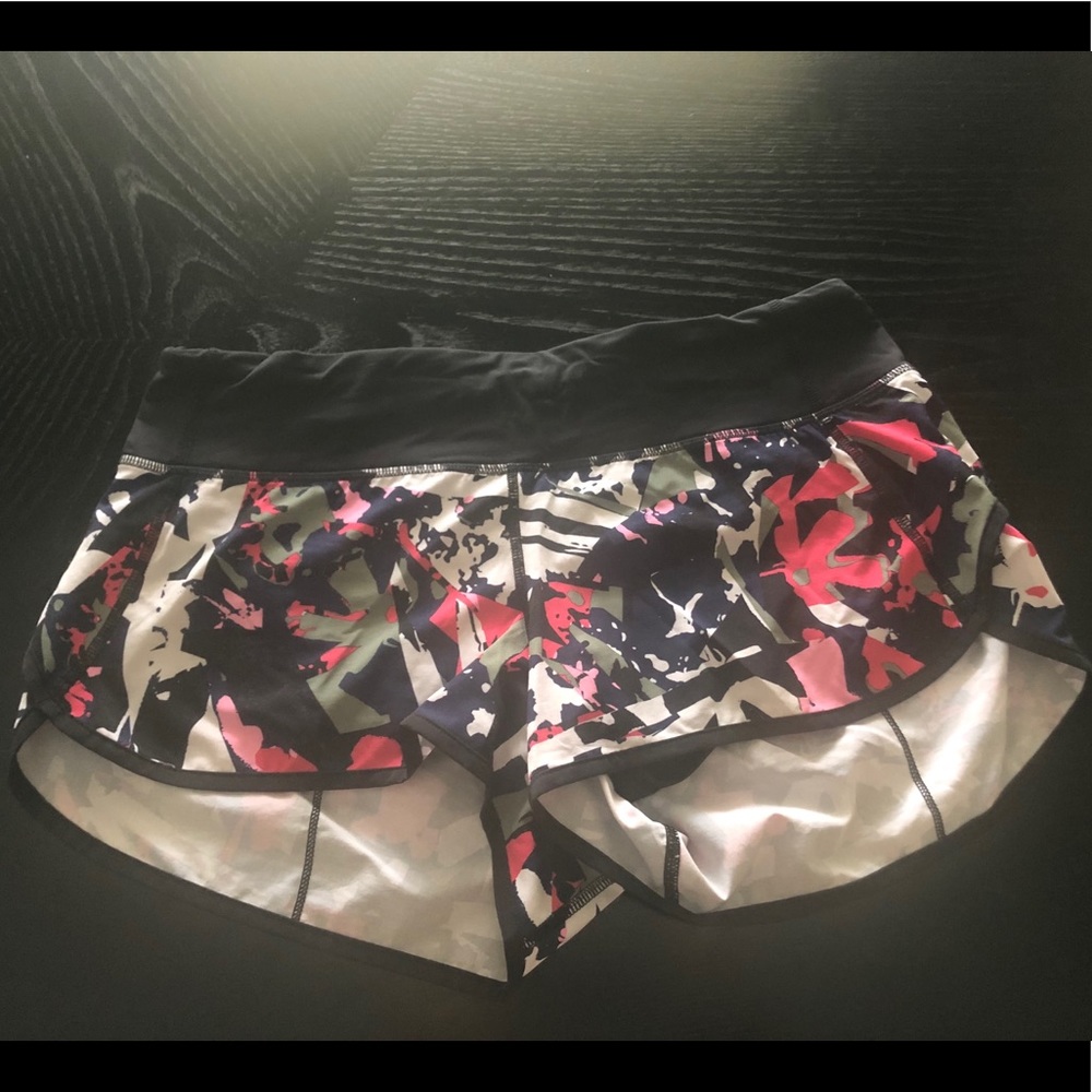 Lululemon Run Times Shorts 6